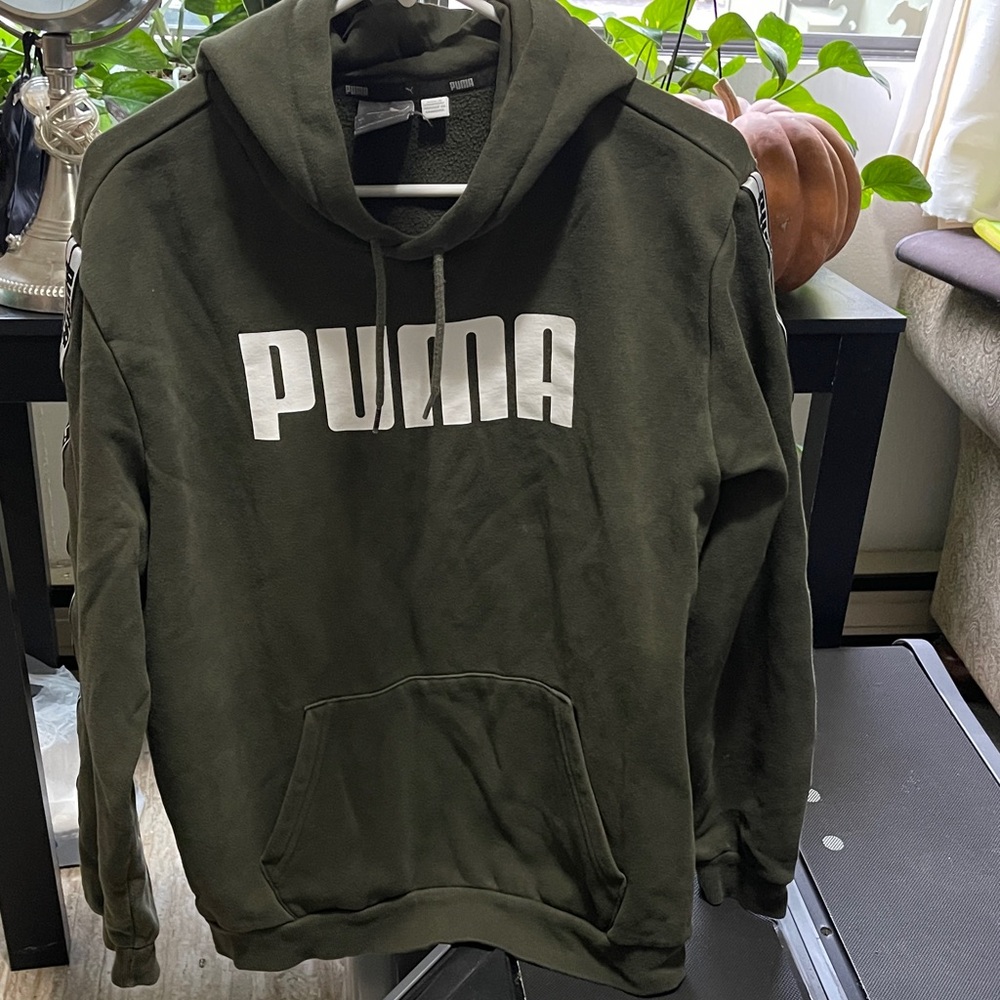 Puma Men's L Dark Green Hoodie